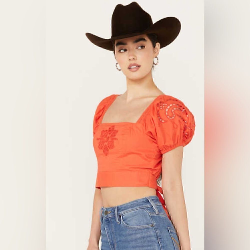 NWT Band of the Free/Band of Gypsies Tie Back Short Sleeve Entrada Top XS/S